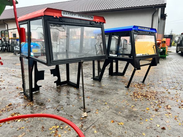Kabina ciągnikowa MF 235 MF 255 - dach czerwony - - obrazek 4